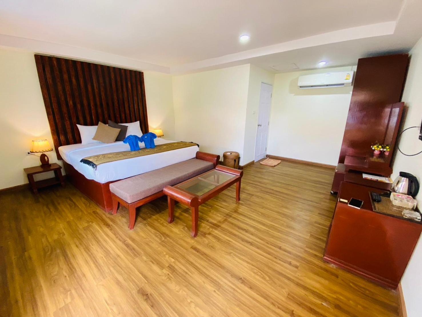 Little Star 3* Phi Phi-eilanden